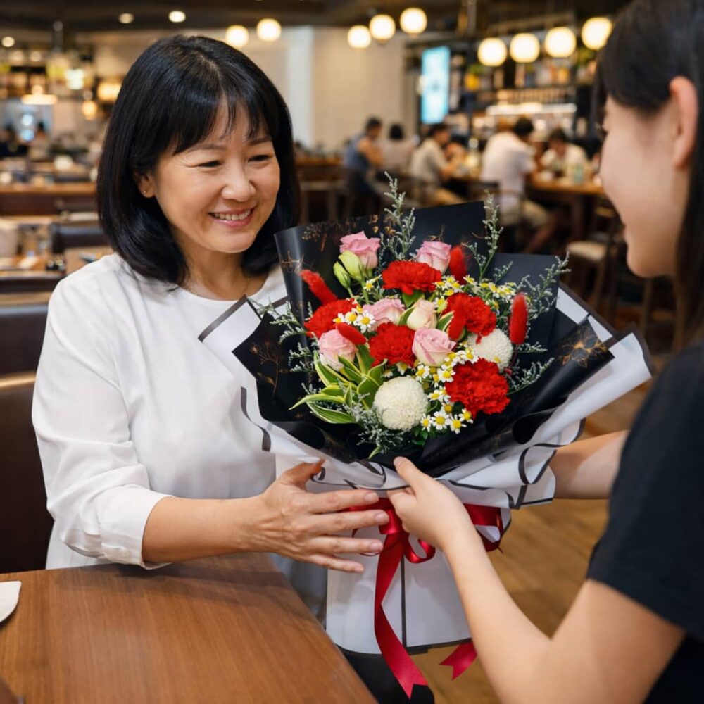 XM 101 - Love You Always Bouquet - Image 2